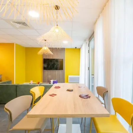 Nemea Centre كليرمونت-فيراند