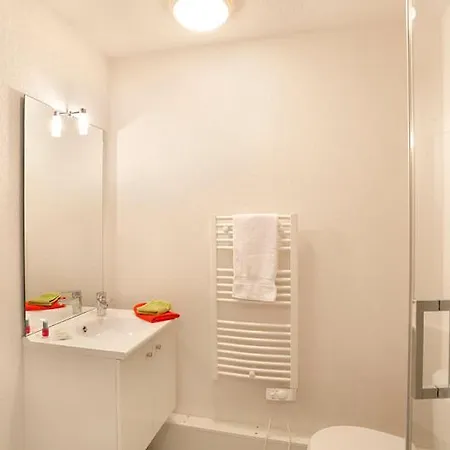 Nemea Centre *