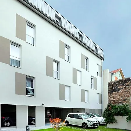 Nemea Centre Aparthotel *