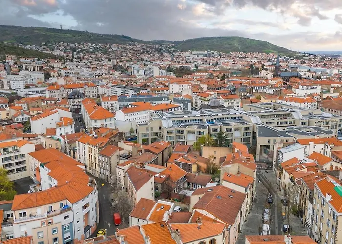 Nemea Centre 3* كليرمونت-فيراند