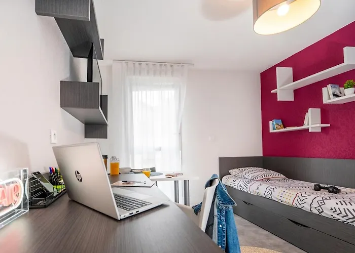 Nemea Centre شقة فندقية