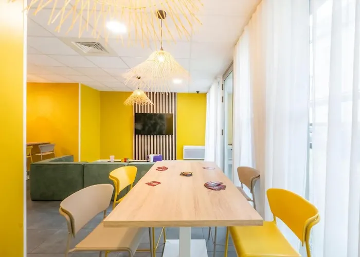 Nemea Centre كليرمونت-فيراند