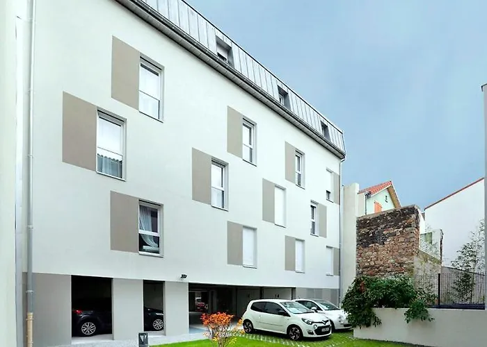 Nemea Centre Aparthotel 3*